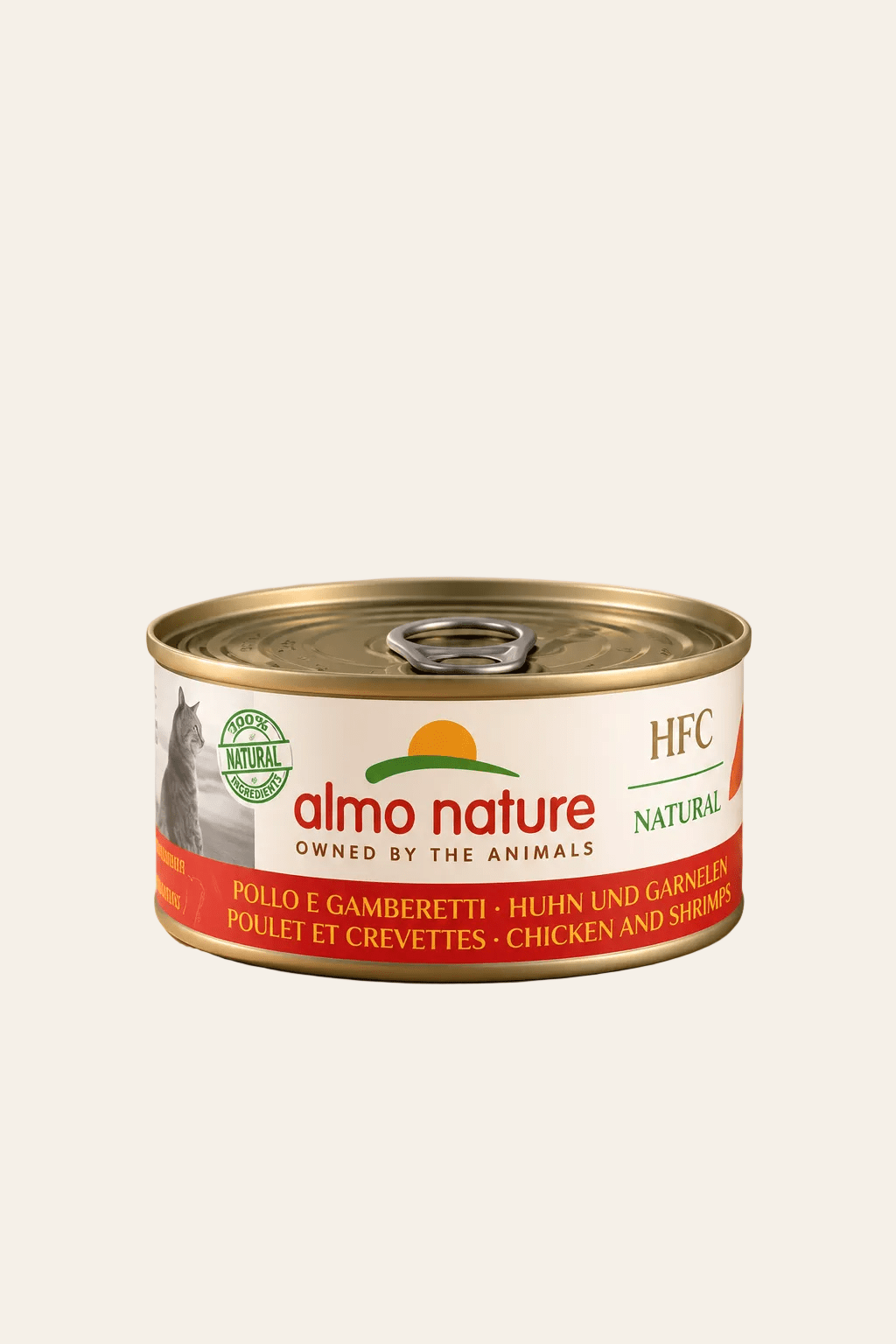 Almo Nature HFC Natural kattenvoer met kip en garnalen in wit blikje van 70 gram met rode band, op beige productachtergrond.