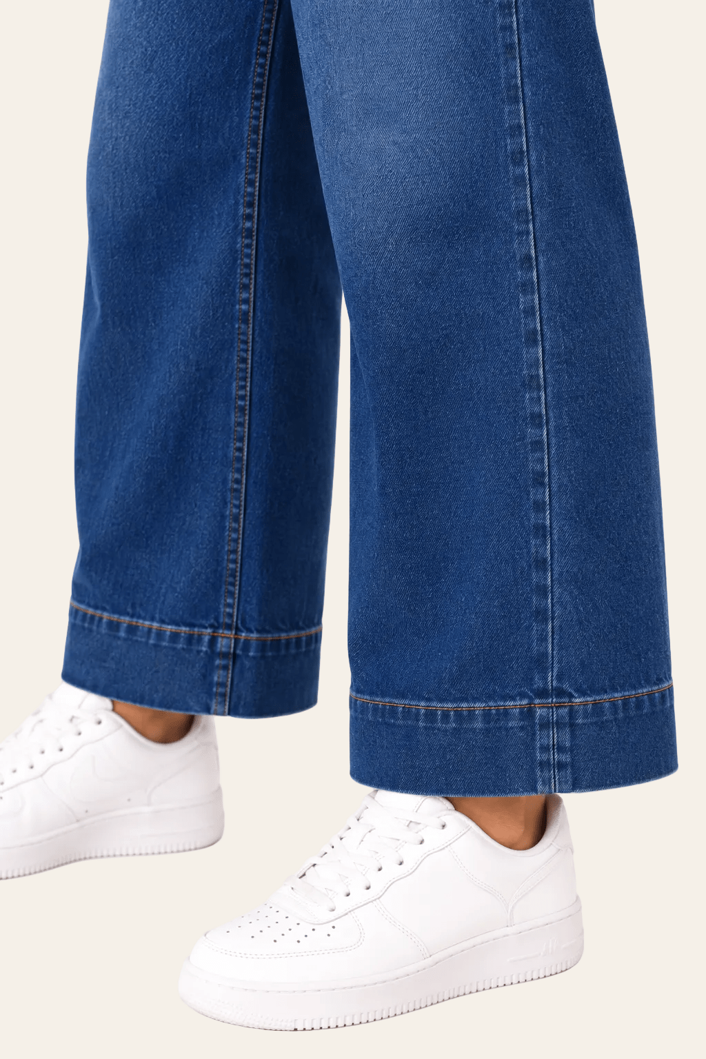 Blauwe gebleekte jeans met vetersluiting