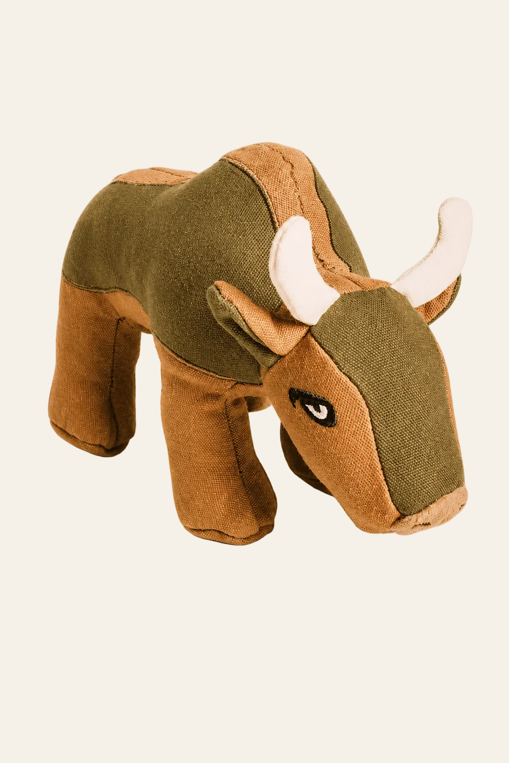 Neandno Buffalo Billie canvas hondenspeelgoed op een lichte achtergrond