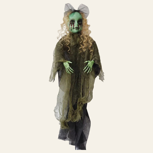 Griezelig halloween meisje met blonde lokken met een zwarte strik erin het figuur is van groen kunststof a