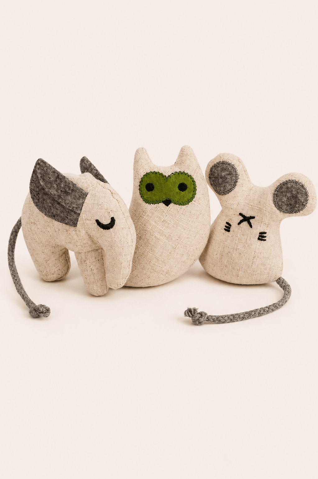 Neandno Kattenspeelgoed met catnip katoenen hoogwaardige afwerking in lichtbeige achtergrond