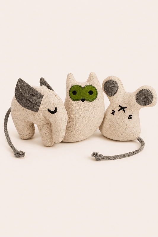 Neandno Kattenspeelgoed met catnip katoenen hoogwaardige afwerking in lichtbeige achtergrond