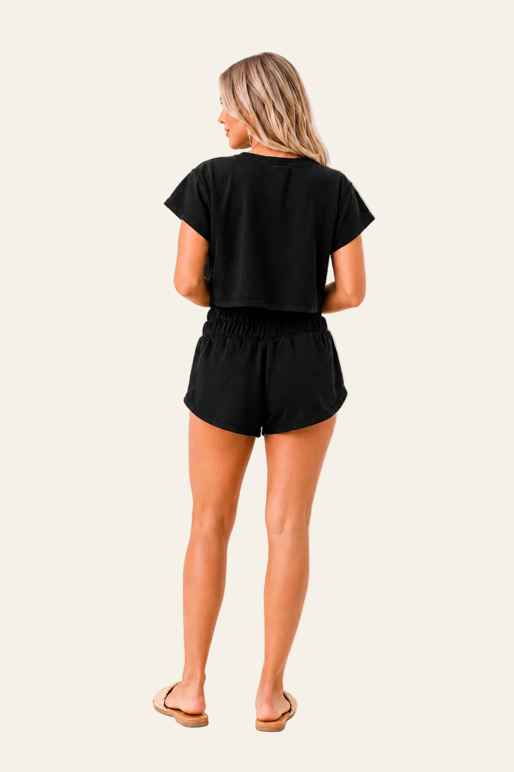 Tweedelige set cropped top en short