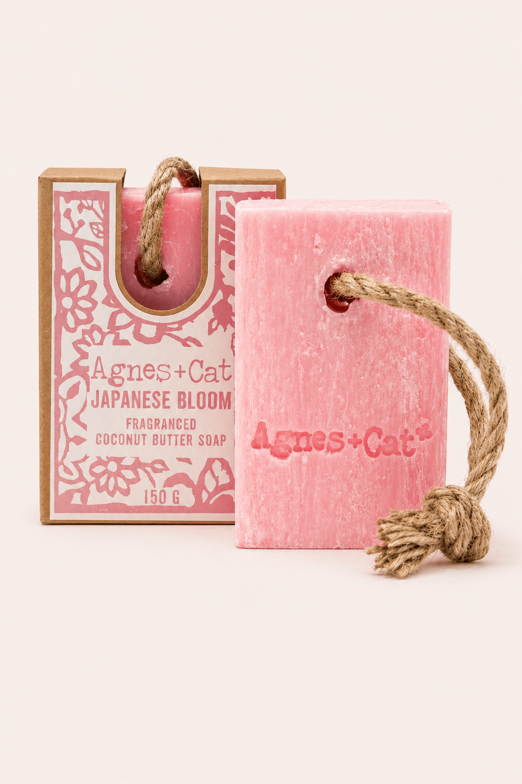 Jabón artesanal con cuerda y fragancia de flor de cerezo japonés