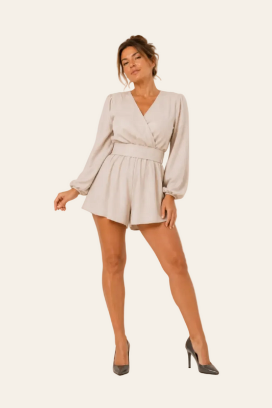 zijdezachte playsuit met overslag