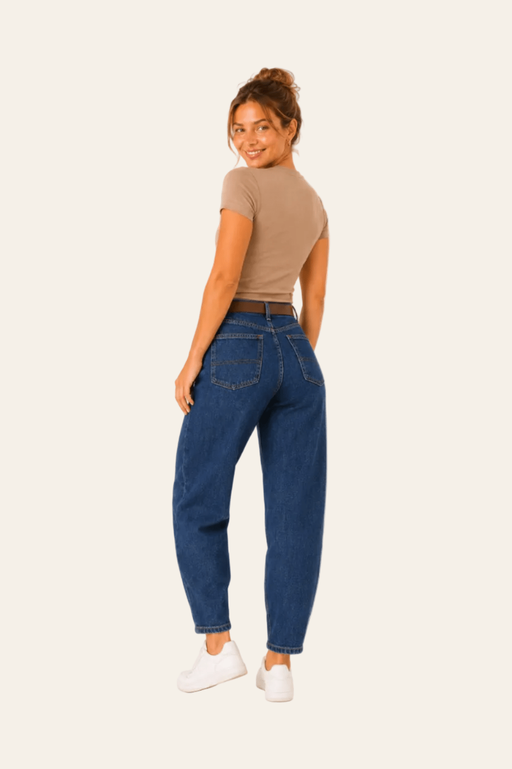 Aansluitende damesjeans met hoge taille en riem