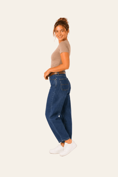 Aansluitende damesjeans met hoge taille en riem