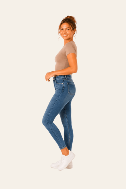 Aansluitende damesjeans met normale taille