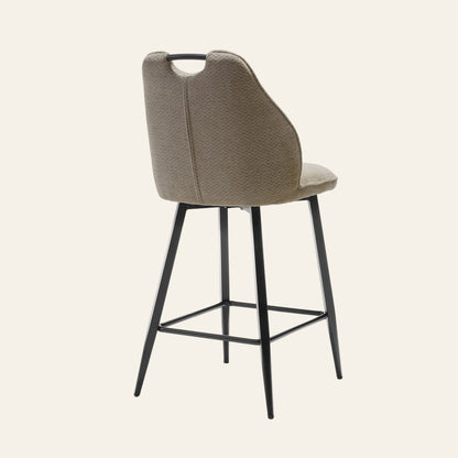Adele barkruk in taupekleur, achteraanzicht met ergonomisch gevormde zitting met rugleuning.