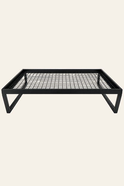 Bia Air Frame zwart verhoogd metalen frame voor Bia Bed maat 4 met roosterconstructie en afmetingen 87x72x17 cm.