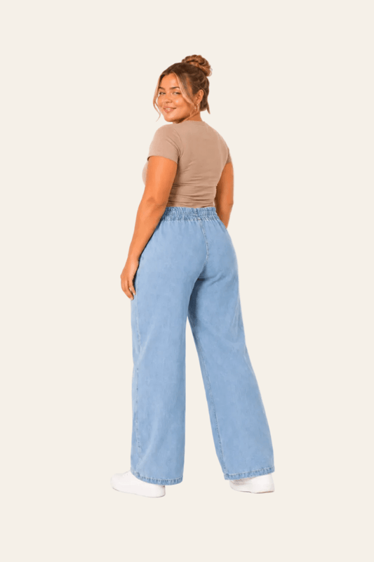 Women's Wide-Leg Jeans with Tie Belt