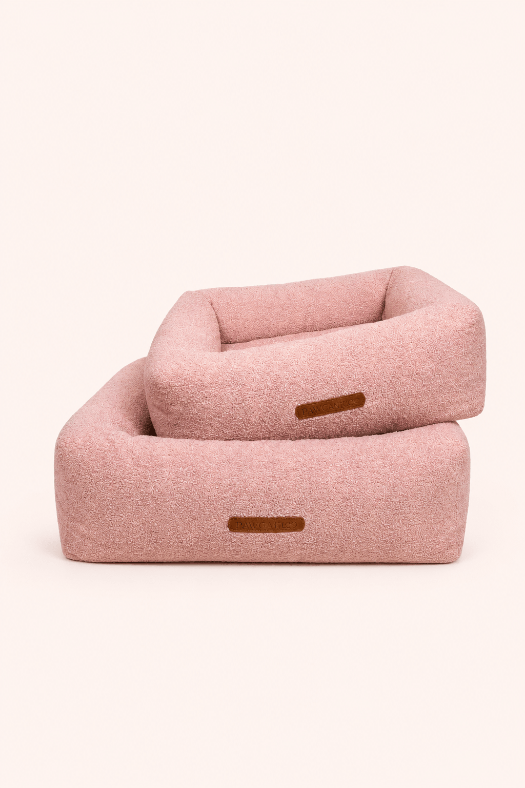 Caprice luxe hondenmand in bouclé stof hoogwaardige afwerking in roze kleur
