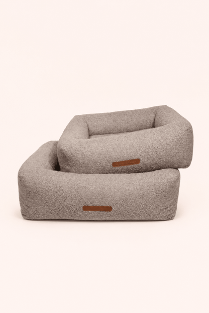 Caprice luxe hondenmand in bouclé stof hoogwaardige afwerking in beige kleur