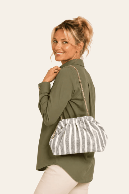 Stijlvolle crossbodytas met groen-wit streepdessin