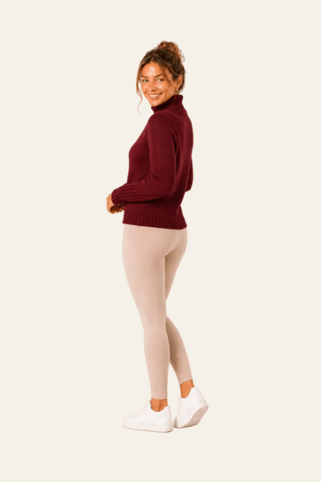 Women's turtleneck sweater with ribbed cuffs