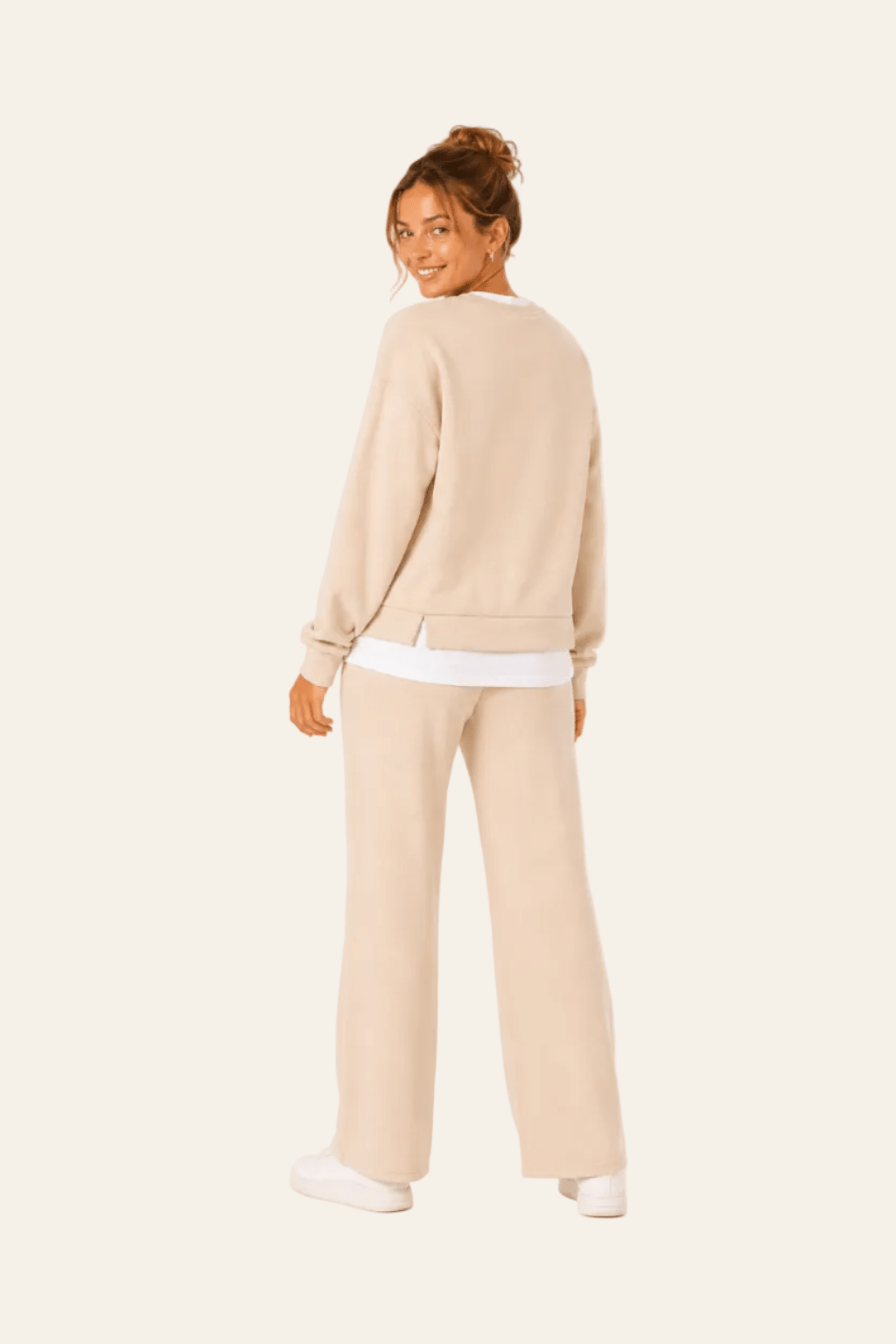 Ladies' set with contrasting details