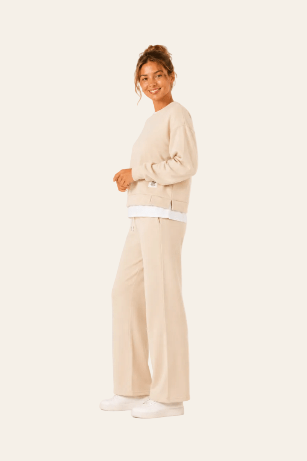 Ladies' set with contrasting details