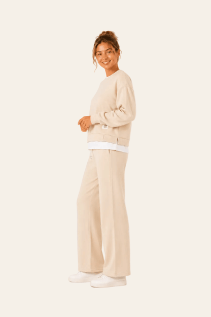 Ladies' set with contrasting details