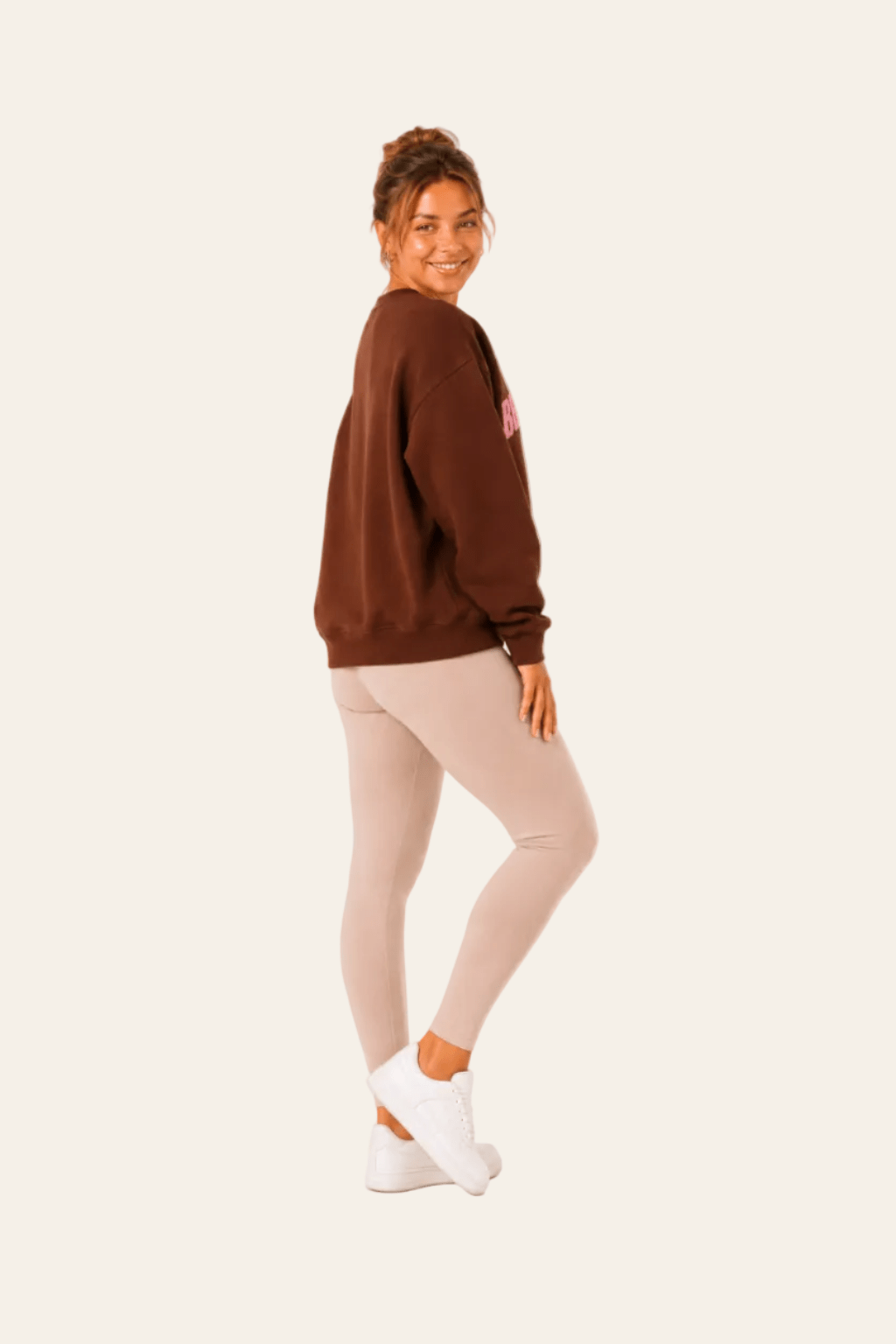 Damesblouse met ronde hals, lange mouwen en geborduurd opschrift