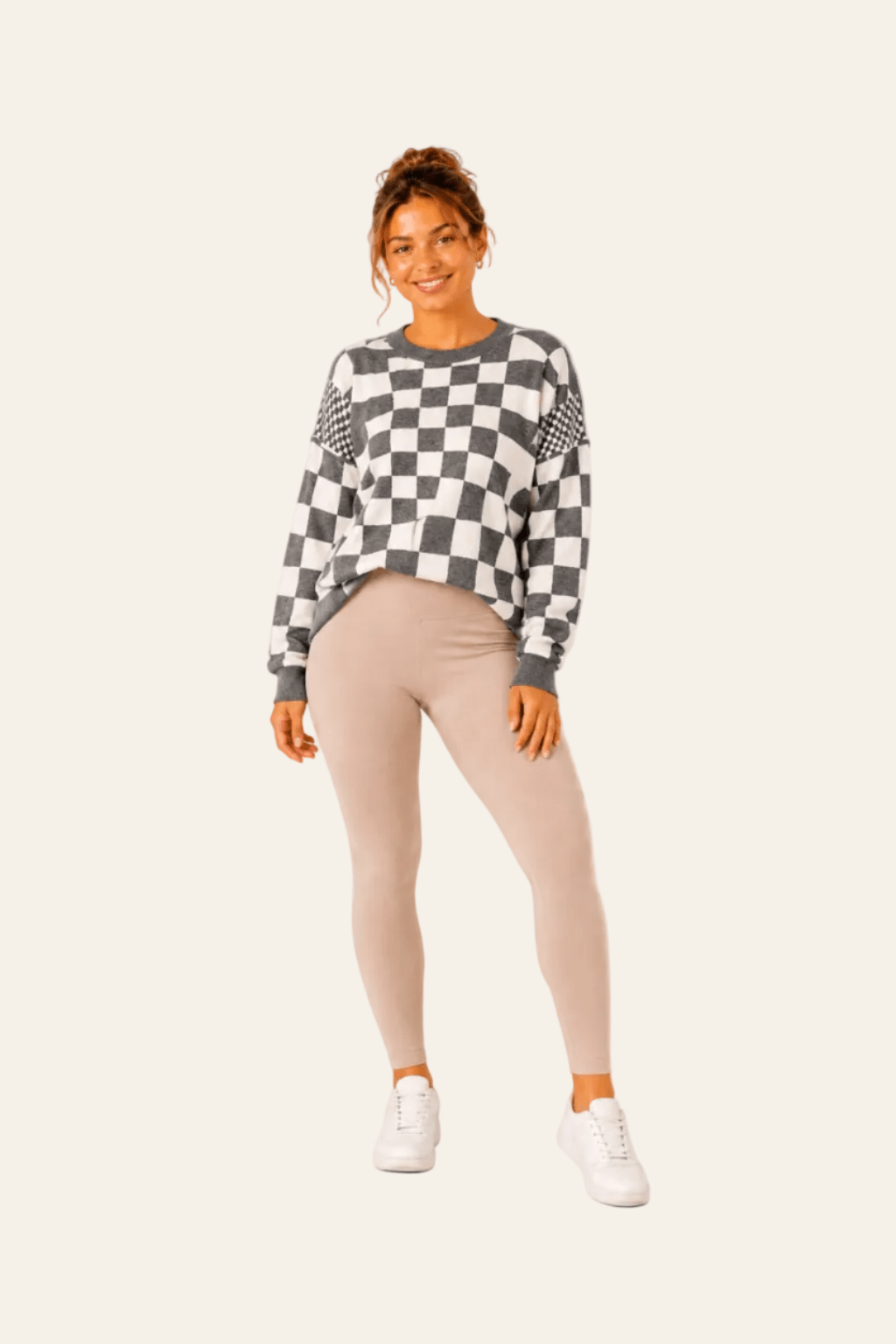 Women's jumper with diamond pattern and round neck