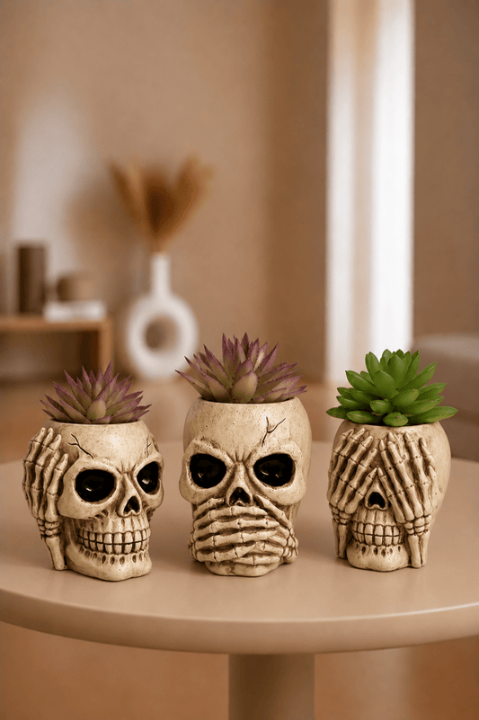 Decoratieve horen, zien en zwijgen bloempotten in set van 3 op de woonkamer tafel