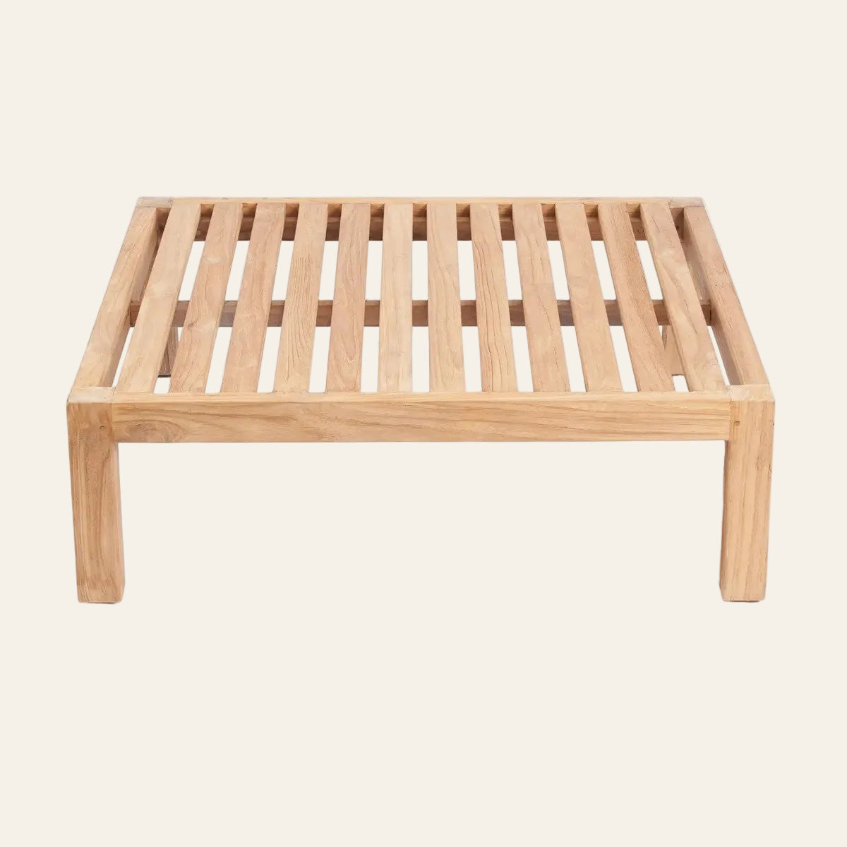 Detail foto van het fraim van handgemaakte Moyo modulaire poef van teakhout in lichtbeige achtergrond