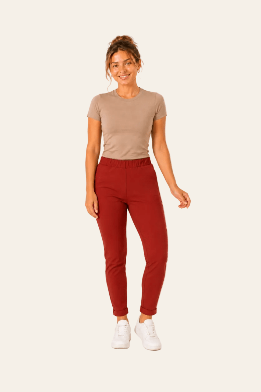 Elegante damesbroek met elastische tailleband en steekzakken