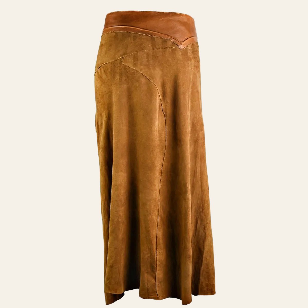 Enkellange overslagrok van suede met leren tailleband