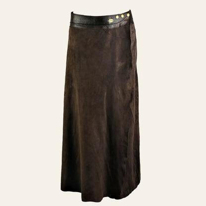 Enkellange overslagrok van suede met leren tailleband
