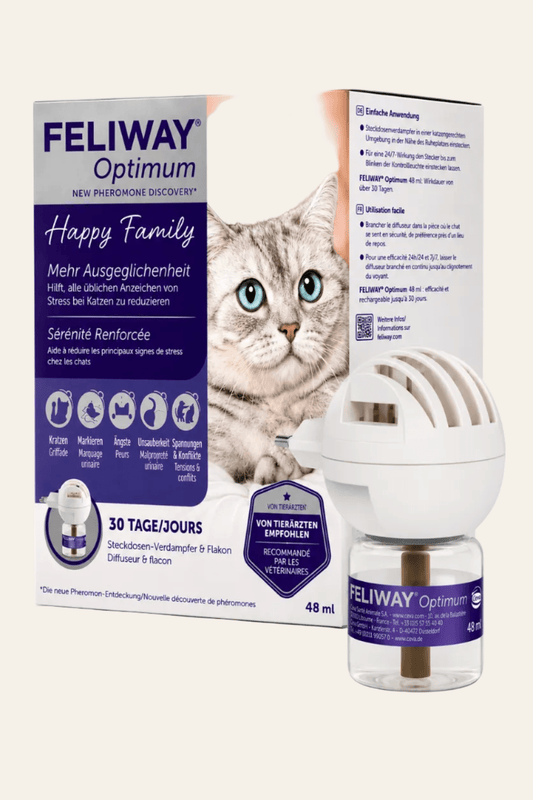 Creëer een oase van ultieme geborgenheid en herstel de harmonie in uw leefomgeving met de Feliway optimum startset. Deze geavanceerde, elektrische diffuser verspreidt de nieuwste generatie van een wetenschappelijk ontwikkeld kattenferomooncomplex om stresssymptomen effectiever dan ooit bij de bron aan te pakken.