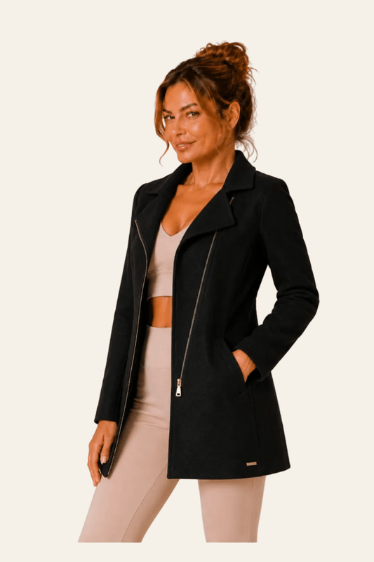 Figl elegante halflange dames jas met een schuine ritssluiting