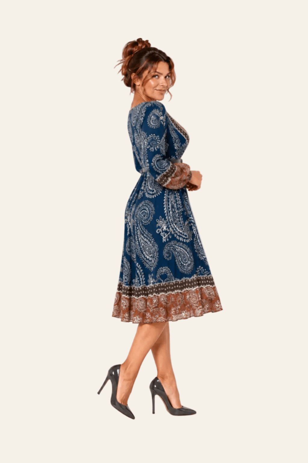 Geplooide midi-jurk van chiffon met riem en lange mouwen