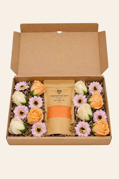 LMW Wellness-Care Geschenkdoos met badzout en zeepbloemen, aanvullende productweergave