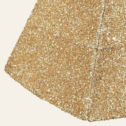 Gouden vierkante kerstboomrok 50 x 50 cm met feestelijke glanzende afwerking van Mica Decorations zijaanzicht onderkant