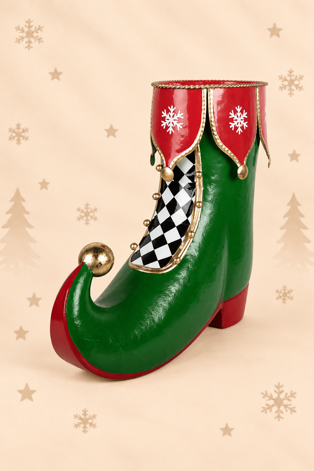 Groene metalen kerstlaars 39 x 16 x 31 cm met rode sneeuwvlokken, goudkleurige details en zwart-wit ruitmotief