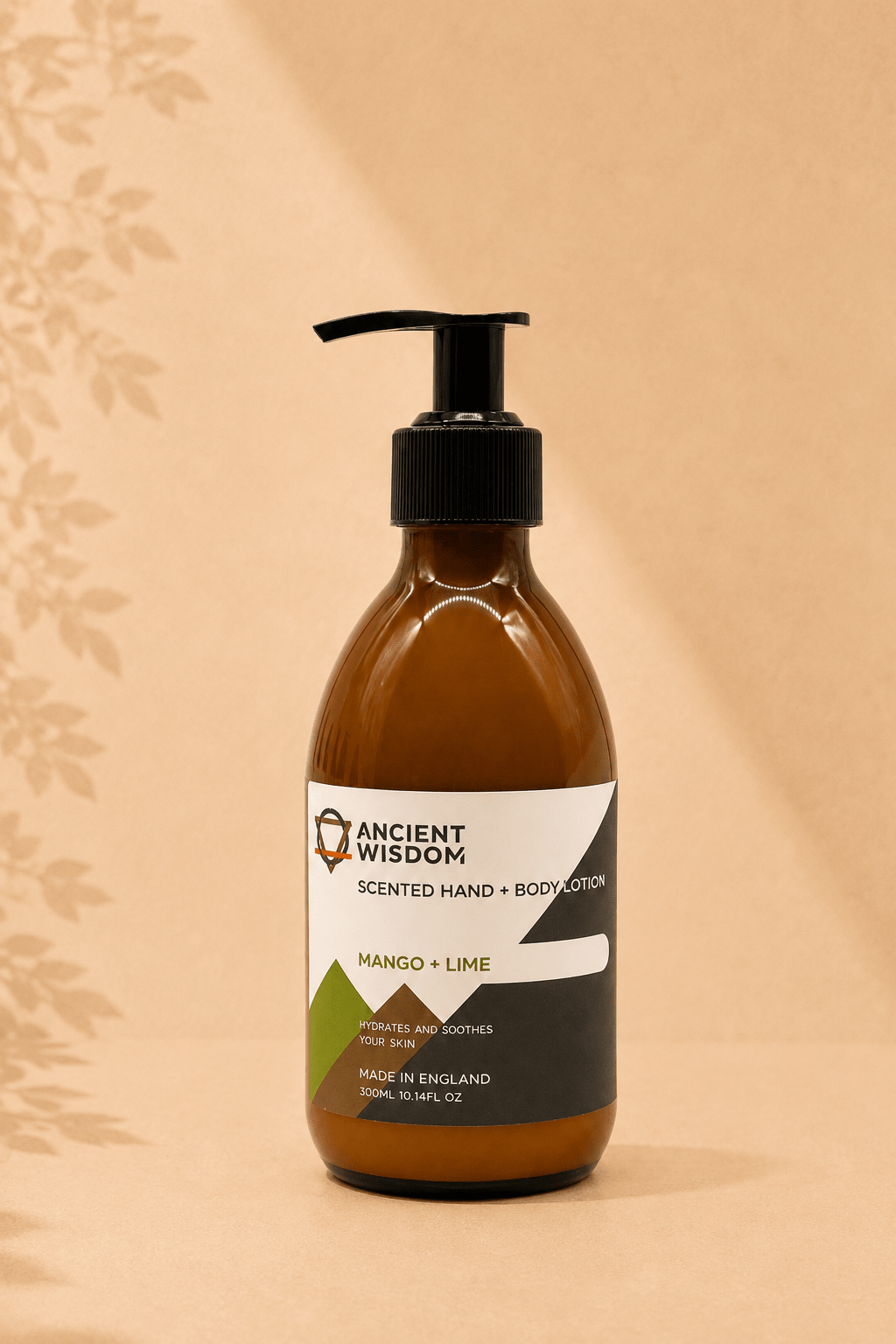  Hand en bodylotion met mango en limoen in een bruine transparante fles met zwarte handpomp