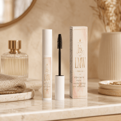 Iris LMW verlengende volumemascara als sfeerbeeld voor een geaccentueerde wimperlook.