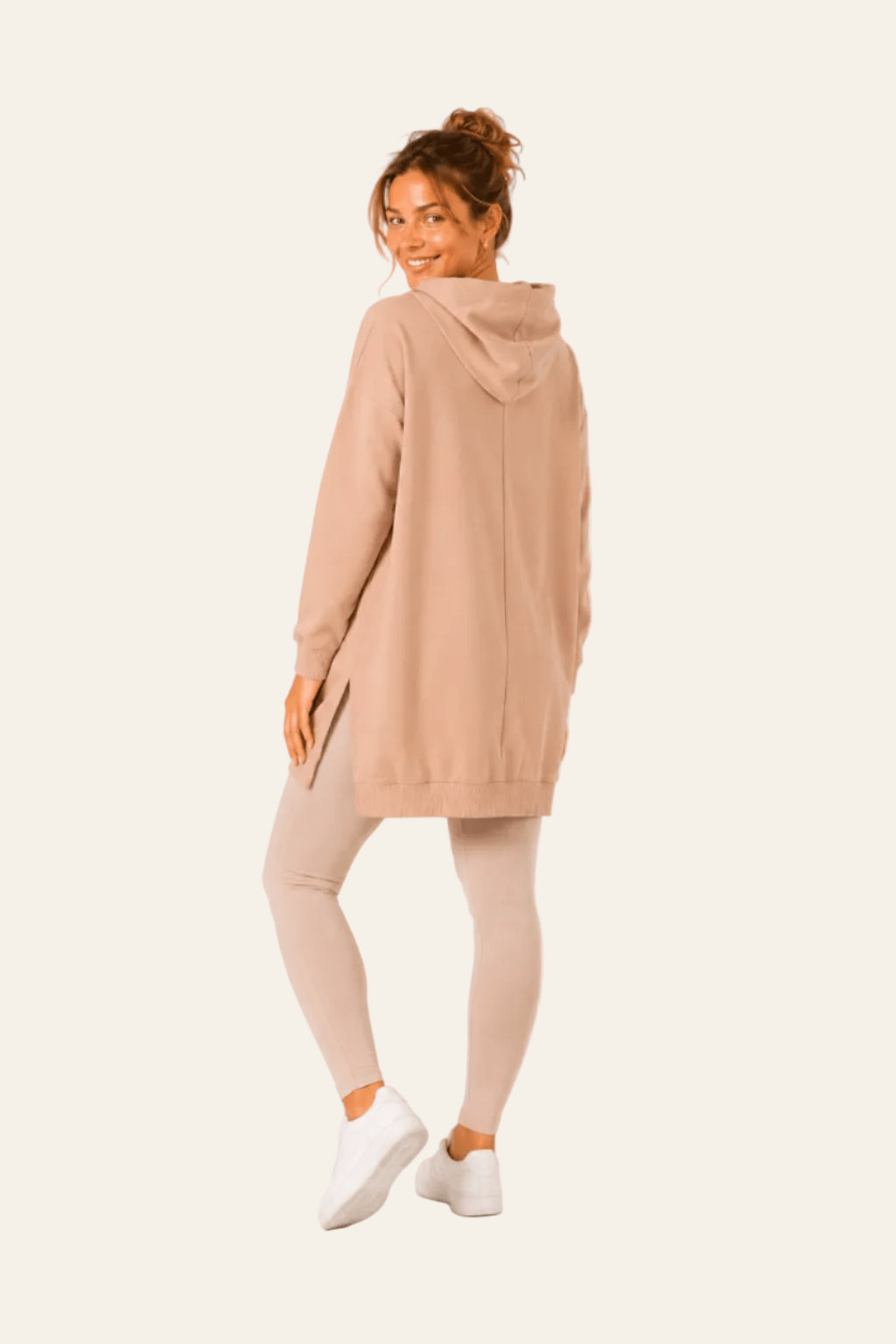 Long sweat à capuche femme avec poche kangourou et fentes latérales