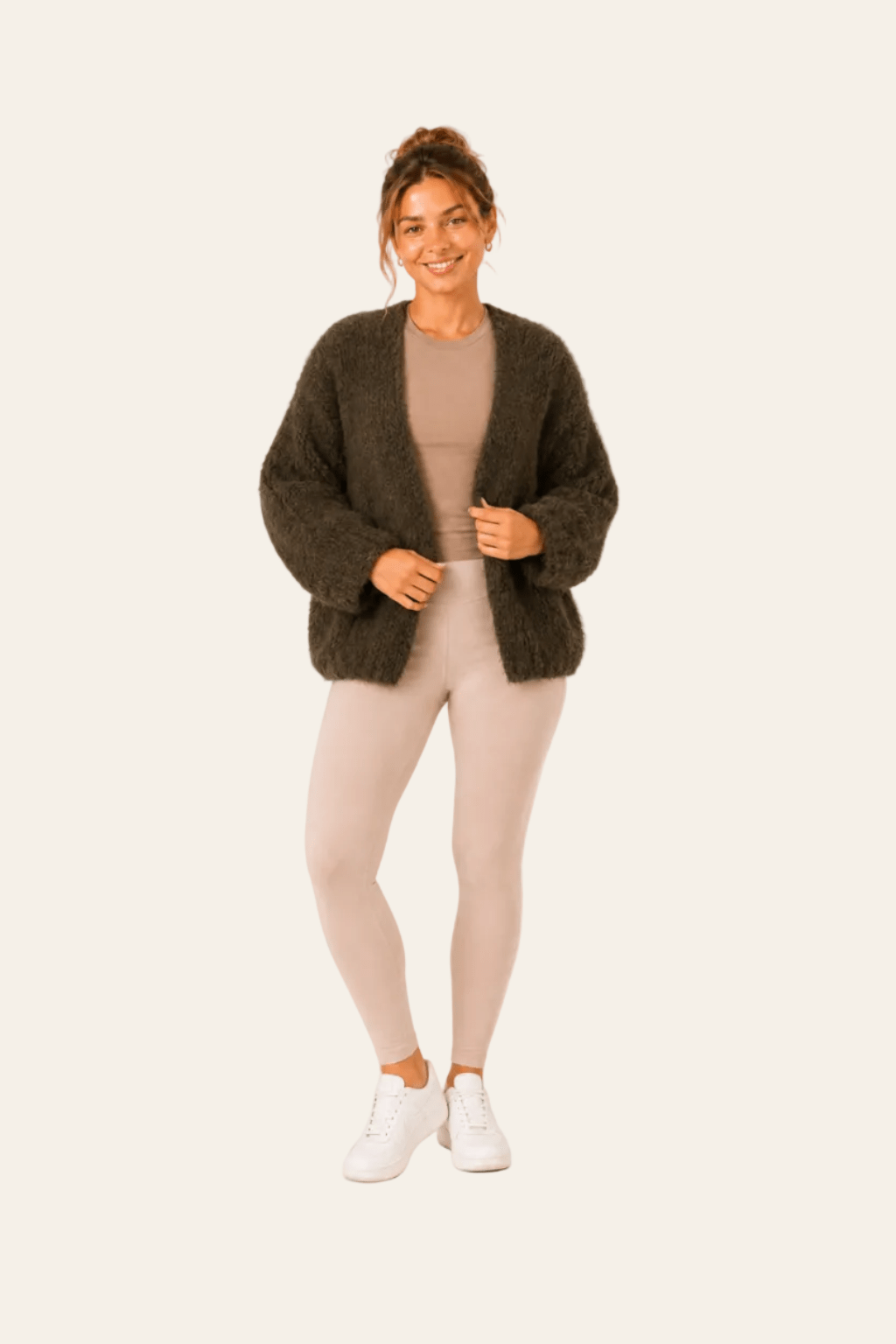 Lightweight women's cardigan with puff sleeves, no closure