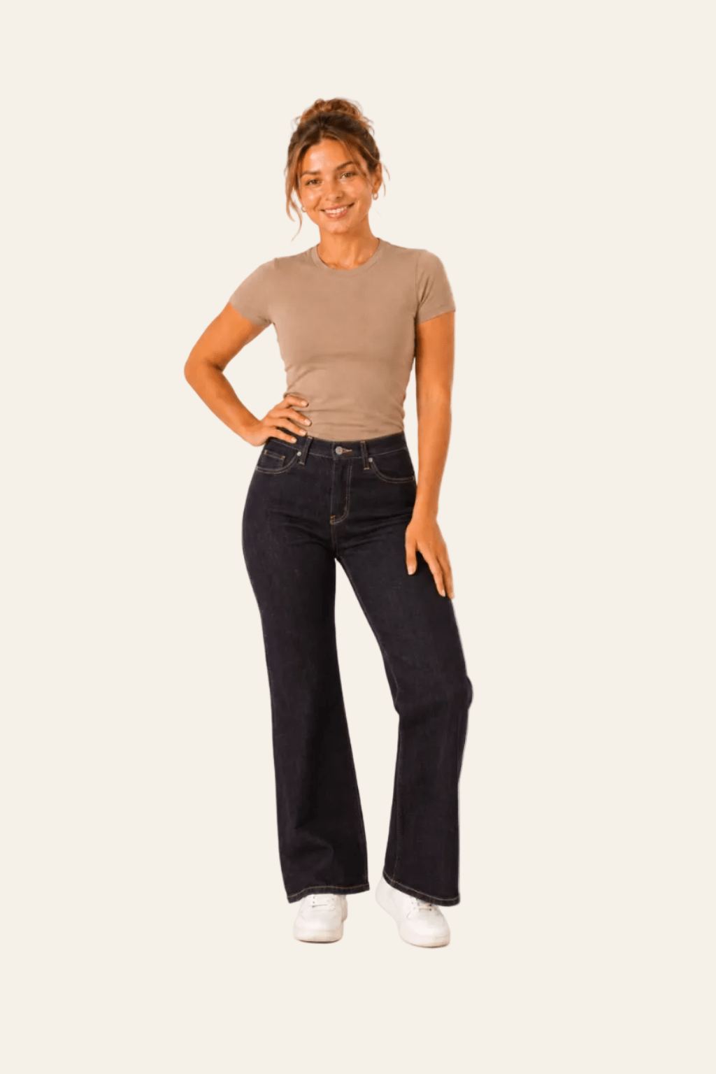 Rechte damesjeans met hoge taille en riem