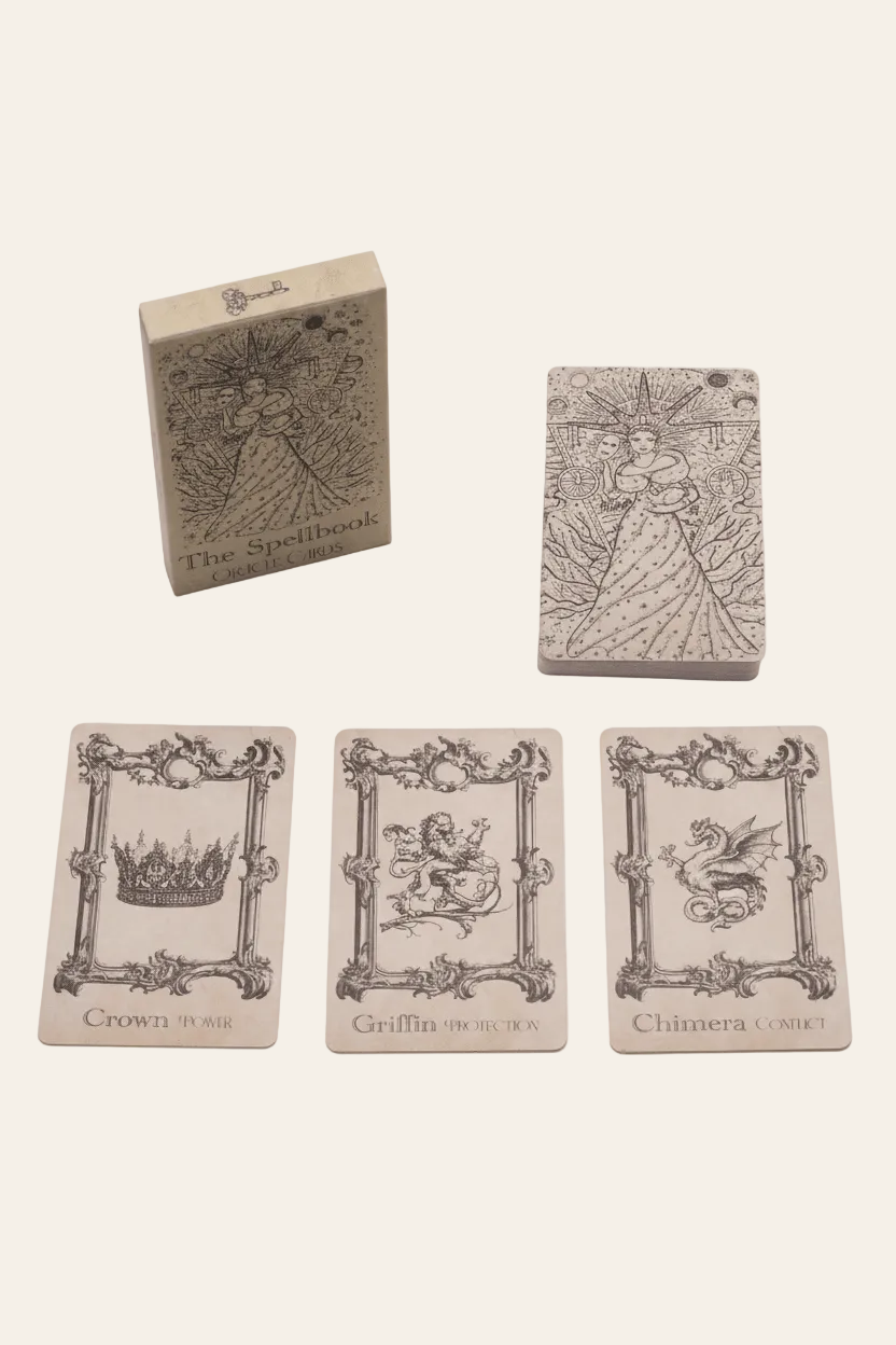 Toverboek orakelkaarten hekserij deck