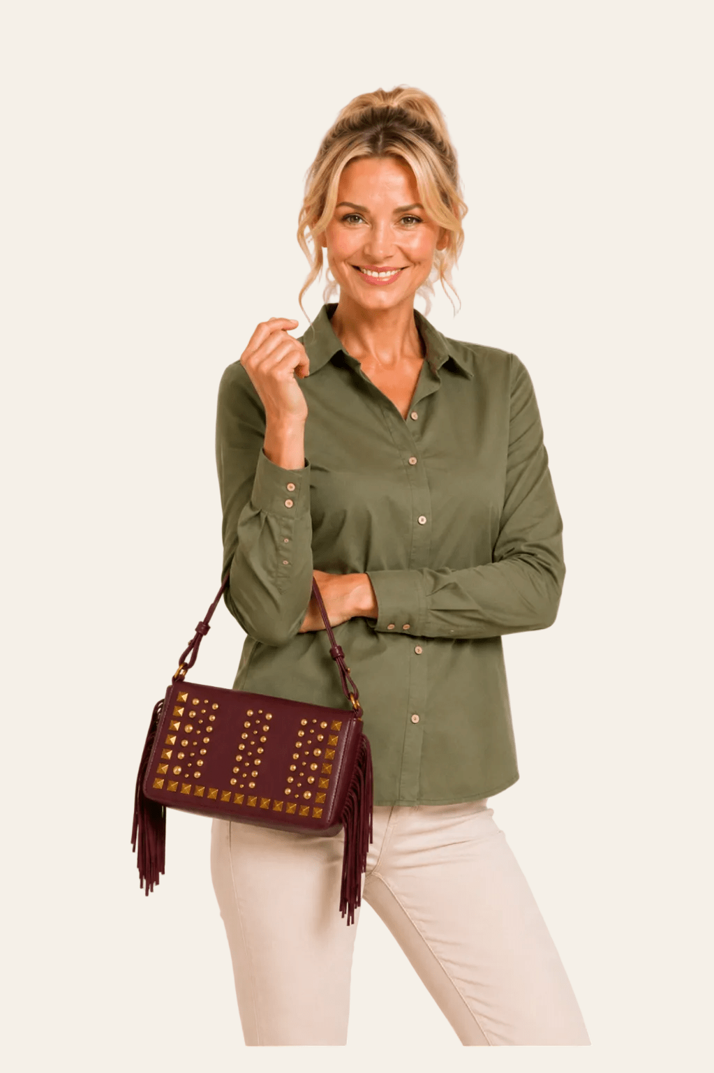 Trendy bordeauxrode en zwarte schoudertas met goudkleurige studs