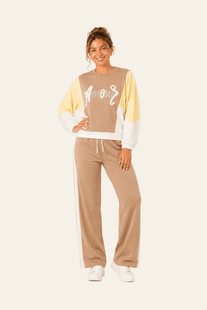 Two-piece women's set with sequin accent