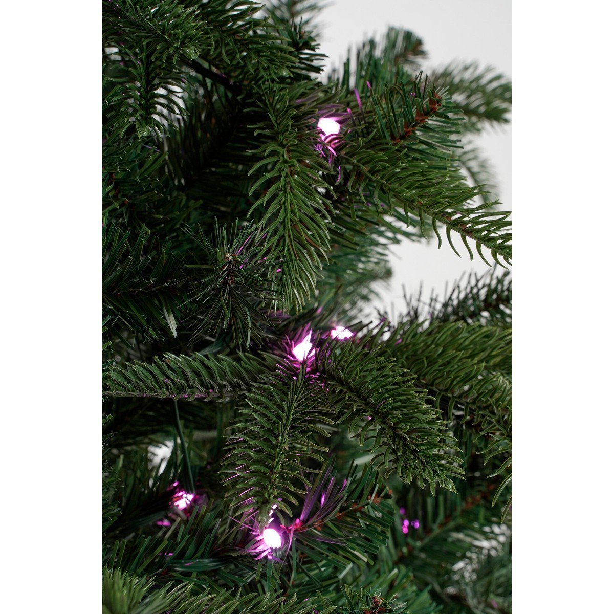 Verlichte kunstkerstboom 155 cm met 180 RGB LED lampjes detailfoto