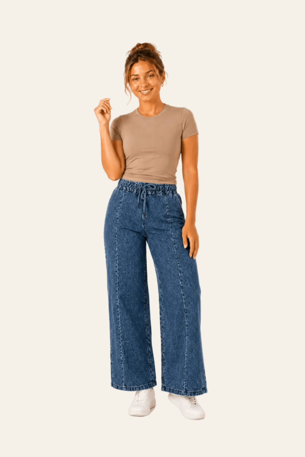 Wijde damesjeans met strikceintuur