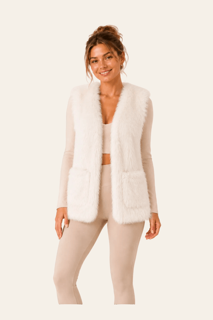 Witte damesgilet in bontlook met steekzakken
