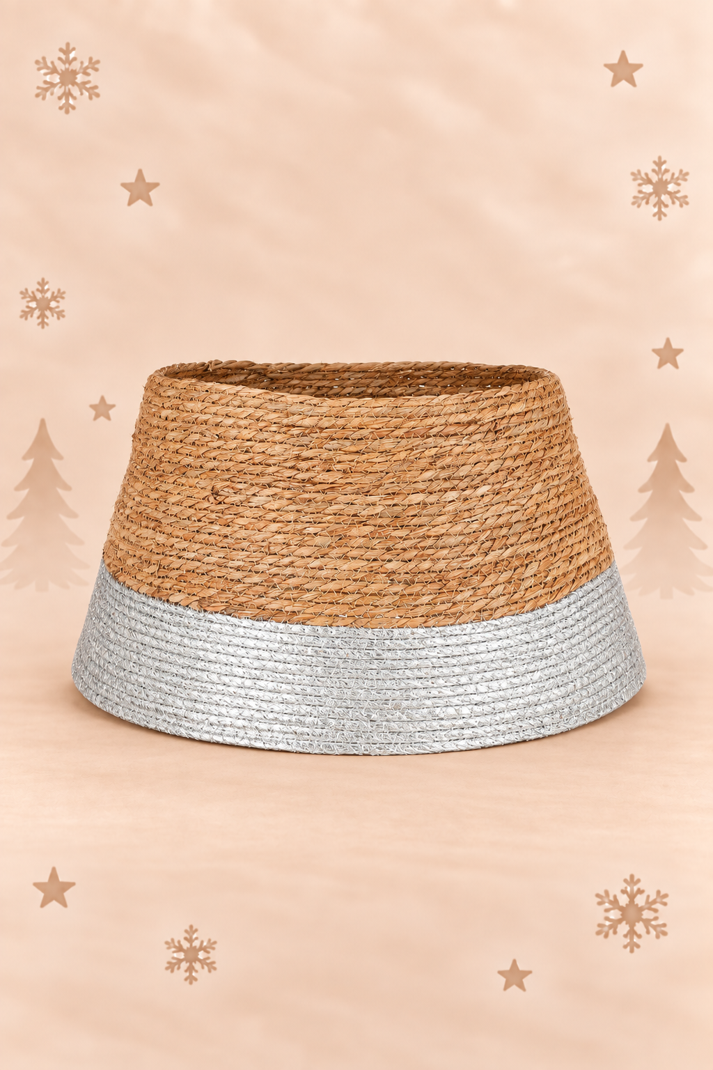 Kerstboomrok van naturel zeegras Ø 50 cm met zilverkleurige onderzijde van House of Seasons