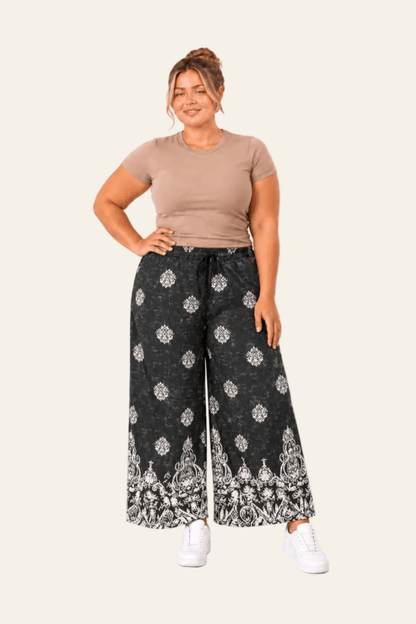 Zwarte broek met geometrische etnische print