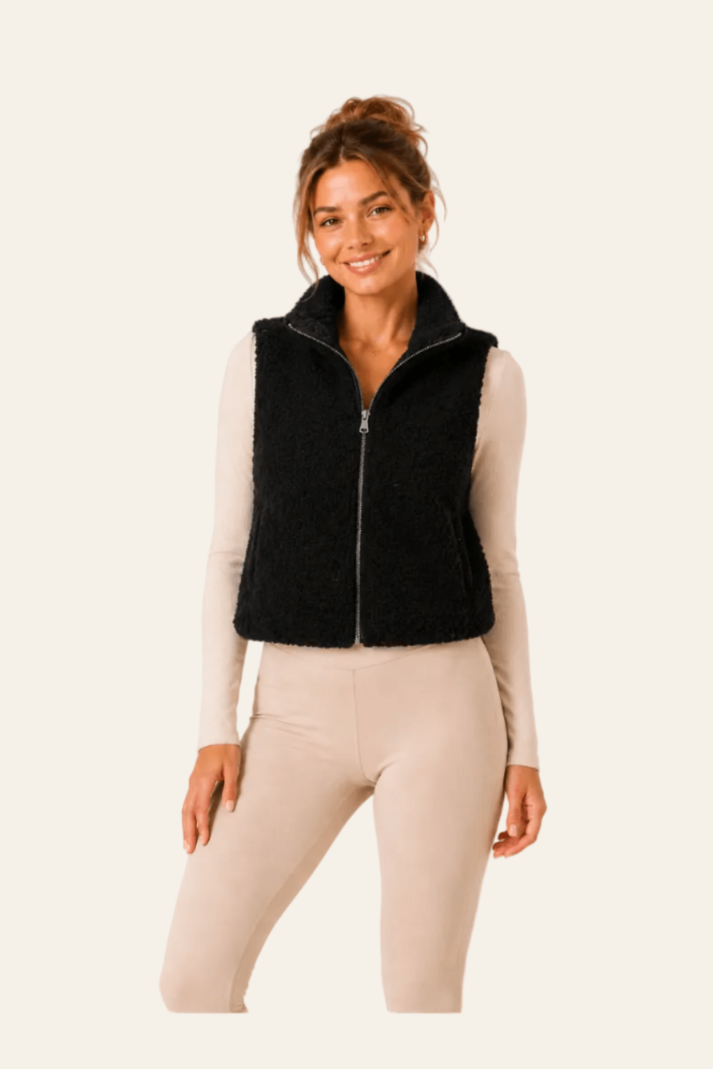 Zwarte damesbodywarmer in bontlook met ritssluiting