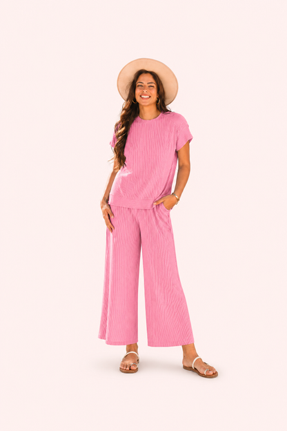 Tweedelige set met ribgebreide top en broek